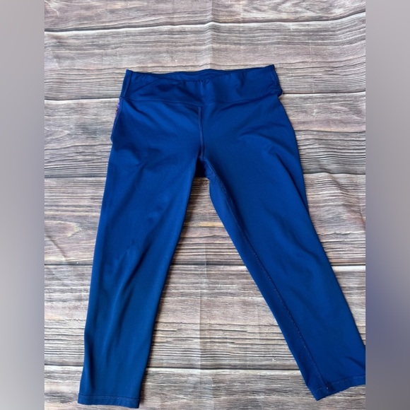 Danskin Now Pants - Danskin Now Women’s Blue Capri Leggings Cropped Athletic Pants (Fits M)